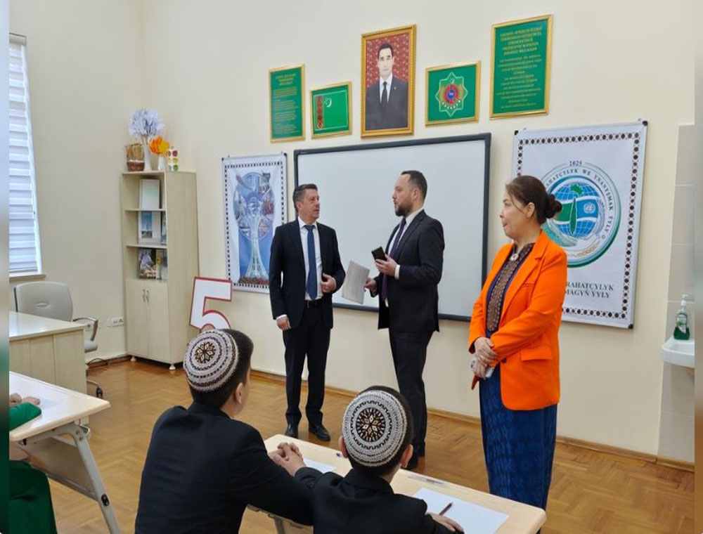 Aşgabadyň we welaýatlaryň orta mekdeplerinde fransuz dili boýunça olimpiada geçirildi
